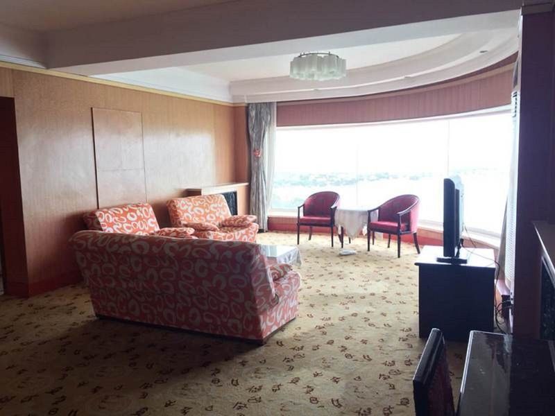 Waifiden Hotel -Former Tokai Hotel - Xiaobei Metro Station - During The Canton Fair, There Will Be Shuttle Buses For Transportation Back And Forth Exterior foto