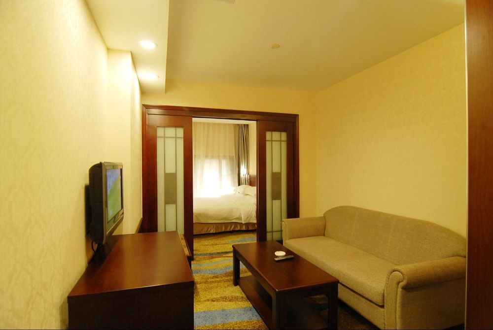 Waifiden Hotel -Former Tokai Hotel - Xiaobei Metro Station - During The Canton Fair, There Will Be Shuttle Buses For Transportation Back And Forth Exterior foto